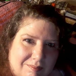 Meet your Posher, Lynn